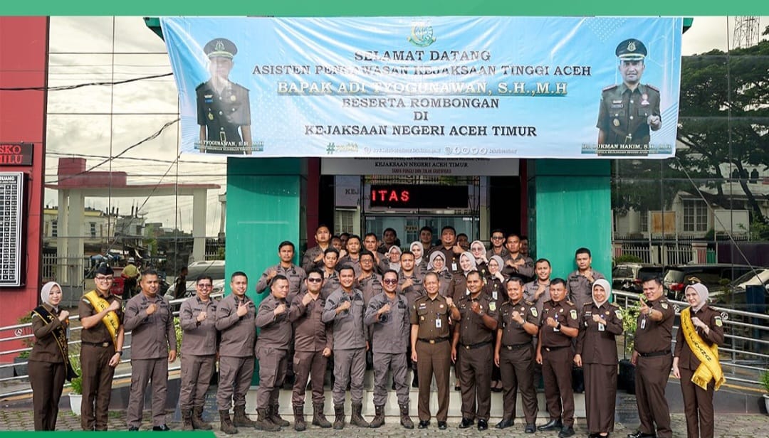 Aktivis Aceh Timur, Hasbi, mengecam keras kinerja Kejaksaan Negeri (Kejari) Aceh Timur yang dinilai lamban dan tidak transparan