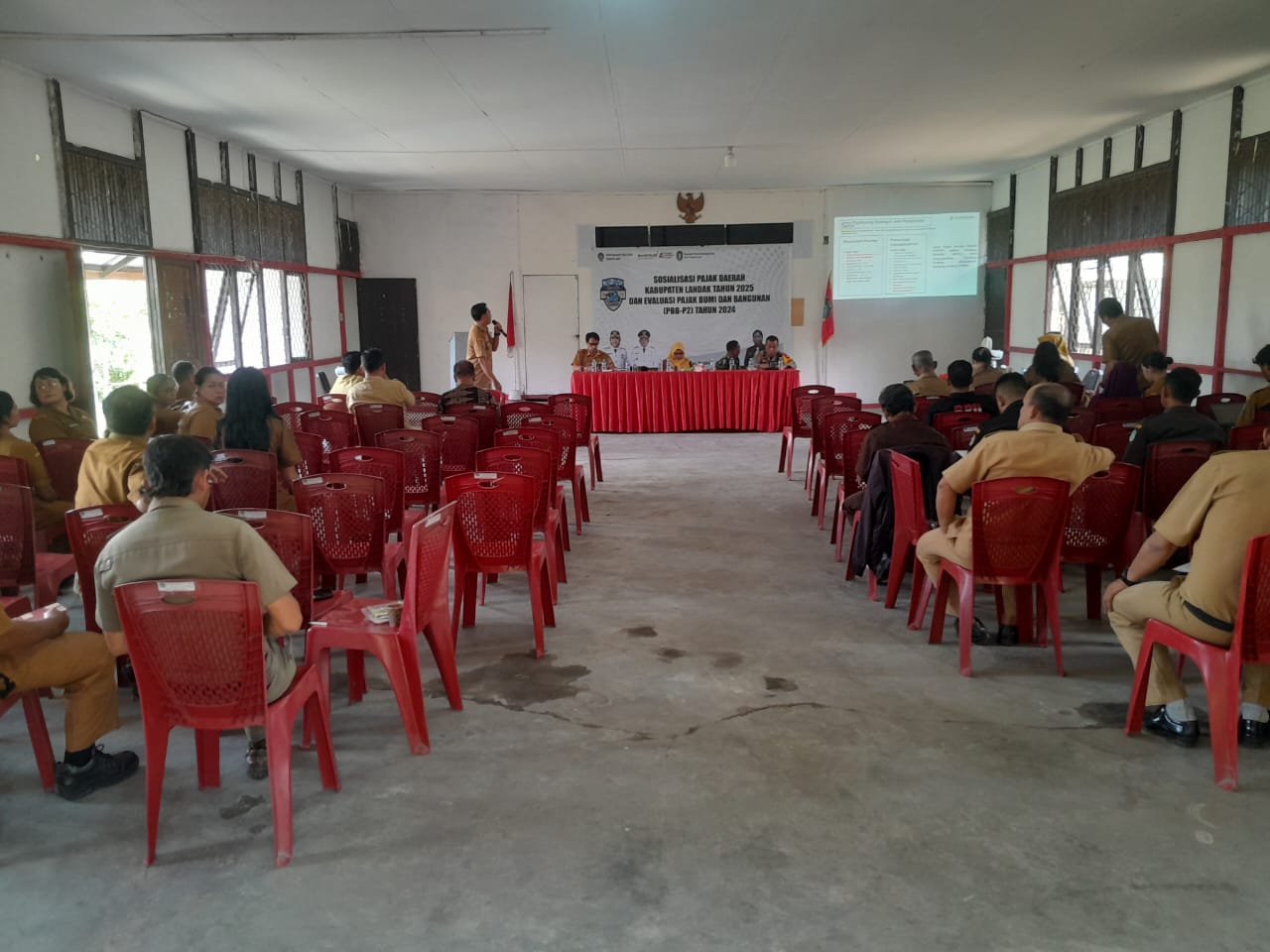 Inovasi di Desa Mandor: Samsat GOKATAN Permudah Warga Bayar Pajak Kendaraan