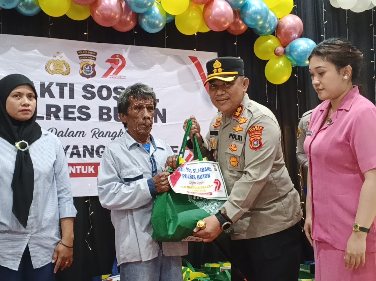 Polres Buton Gelar Bakti Sosial Untuk Tukang Ojek Dalam Rangka Hari Bhayangkara Ke-79