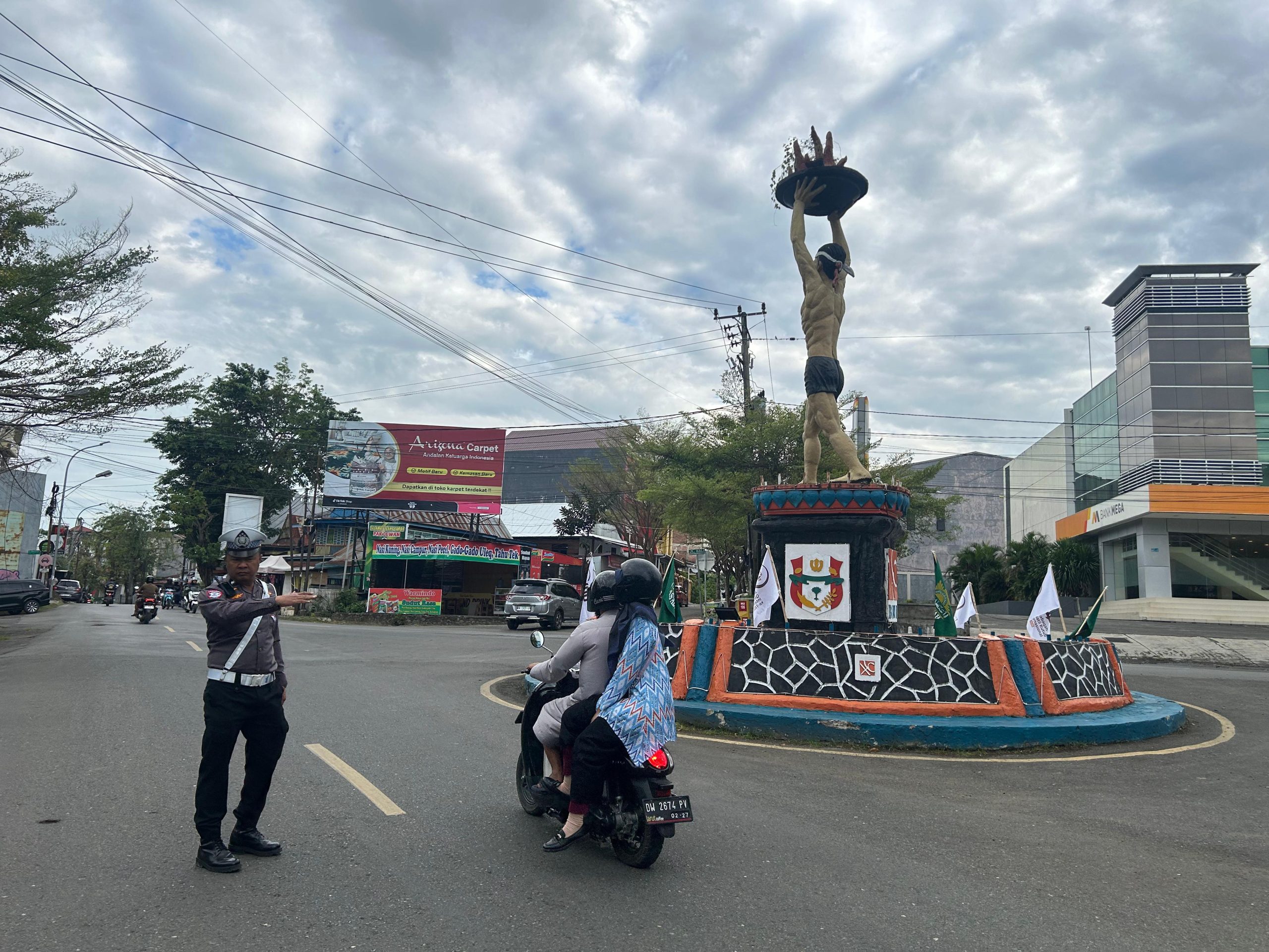 Satlantas Polres Wajo Hadir di Pagi Hari, Wujudkan Kelancaran Aktivitas Warga