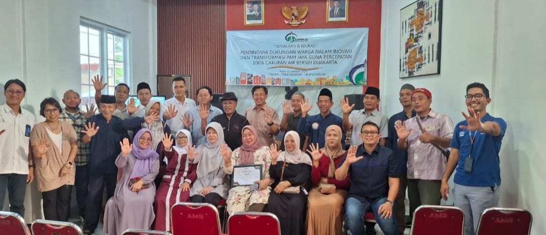 SOSIALISASI DAN SINERGITAS DUKUNGAN WARGA TERHADAP TRANSFORMASI PAM JAYA GUNA PERCEPATAN CAKUPAN 100% AIR BERSIH DI JAKARTA