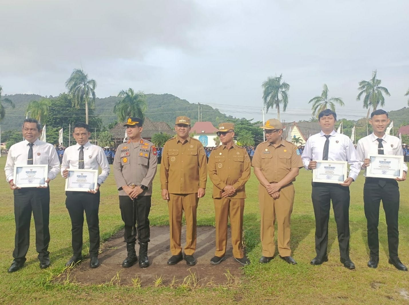 Sat Intelkam Polres Bangka Terima Penghargaan dari Bupati Bangka atas Pelayanan SKCK