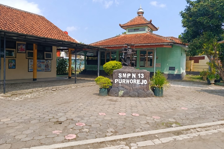 Diduga Infak Dipatok Rp1,4 Juta per Tahun, Wali Siswa SMP Negeri 13 Purworejo Resah