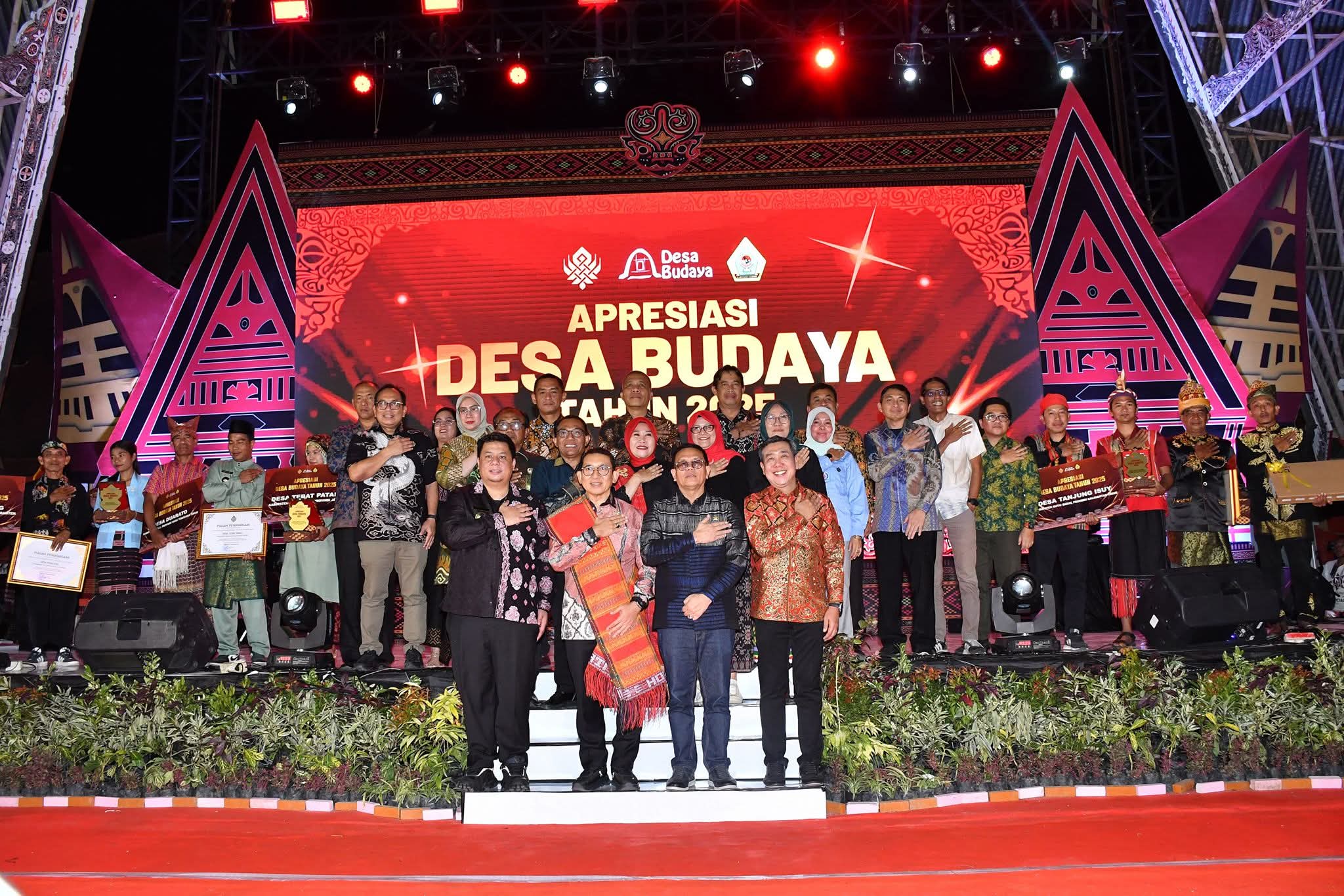Kabupaten Samosir Tempat Penganugerahan Desa Budaya Se-Indonesia, Bupati : Samosir menyimpan warisan budaya yang kuat dan hidup di tengah masyarakat 